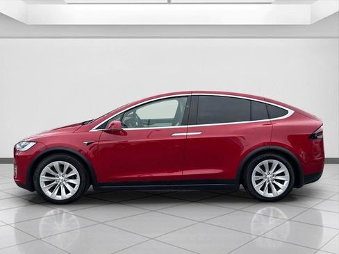 Used 2020 Tesla Model X Long Range image 3