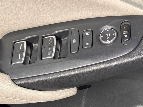 Certified 2020 Honda Accord Touring image 22