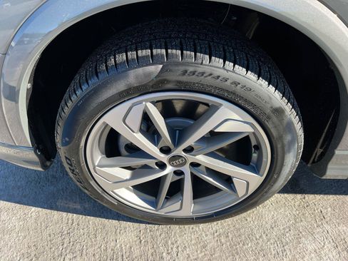 New 2025 Audi Q3 2.0T Premium image 11