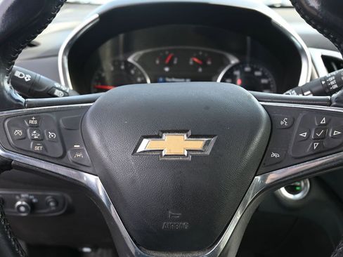 Used 2021 Chevrolet Equinox LT image 27