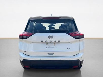 Used 2024 Nissan Rogue SV