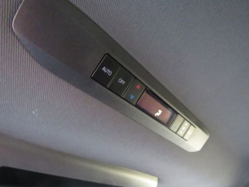 Certified 2023 Toyota Sienna XSE w/ XSE Plus Package image 22