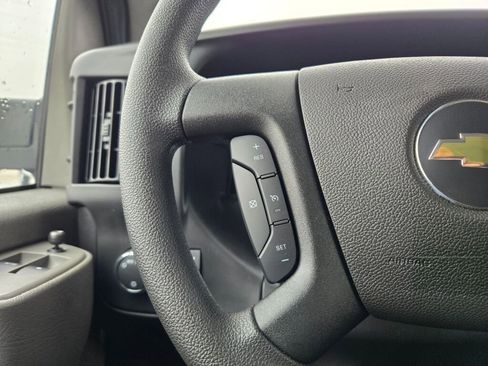 New 2025 Chevrolet Express 2500 Extended w/ Enhanced Convenience Package image 21