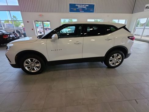 Used 2021 Chevrolet Blazer LT FWD image 18