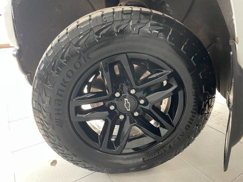 Used 2019 Chevrolet Silverado 1500 Custom Trail Boss w/ Custom Convenience Package image 11