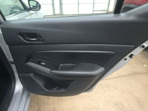 Used 2023 Nissan Altima 2.5 SV image 7