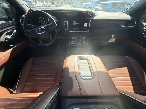 Used 2023 GMC Yukon XL Denali Ultimate image 21