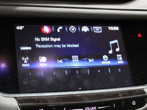 Used 2017 Cadillac XT5 Luxury image 33