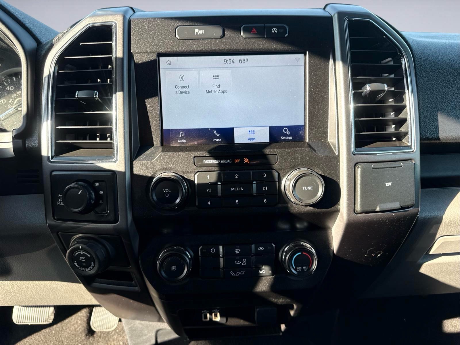 Used 2019 Ford F150 XLT w/ Trailer Tow Package AWD/4WD image 16