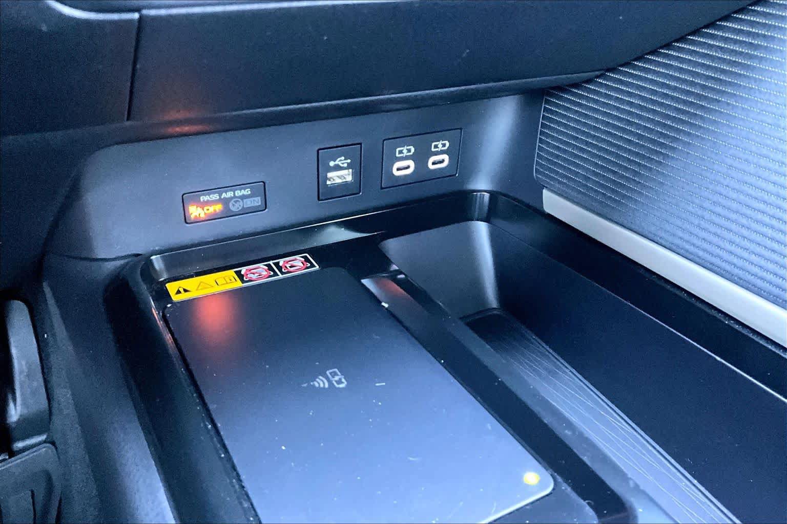 Certified 2025 Toyota Camry SE w/ Convenience Package FWD image 33