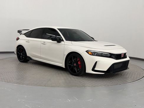 Used 2024 Honda Civic Type R image 7