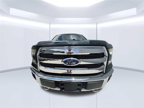 Used 2016 Ford F150 Lariat w/ Equipment Group 502A Luxury AWD/4WD image 17
