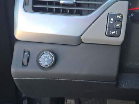 Used 2020 Chevrolet Tahoe LT w/ Luxury Package image 24