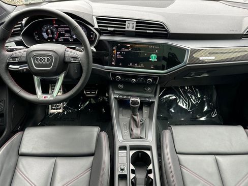 Certified 2025 Audi Q3 2.0T Premium Plus w/ Premium Plus Package image 12