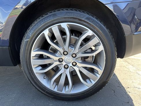Used 2017 Land Rover Range Rover Sport HSE image 19