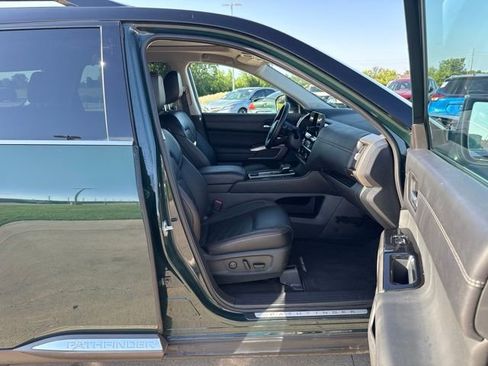 Used 2023 Nissan Pathfinder Platinum AWD/4WD image 20
