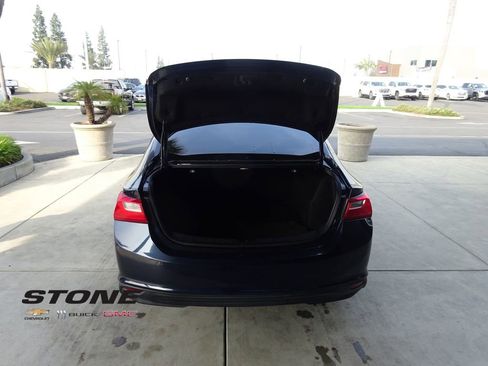 Used 2018 Chevrolet Malibu LS image 31