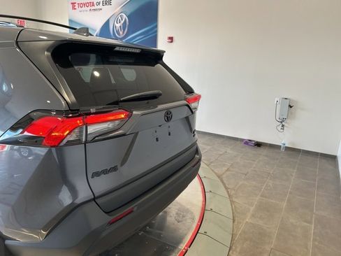 Certified 2023 Toyota RAV4 XLE w/ Convenience Package image 5