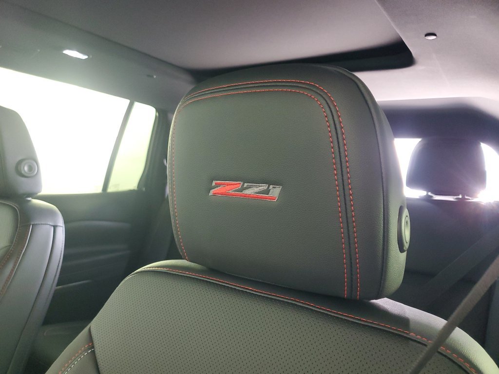 New 2026 Chevrolet Traverse Z71 w/ Enhanced Driving Package AWD/4WD image 32