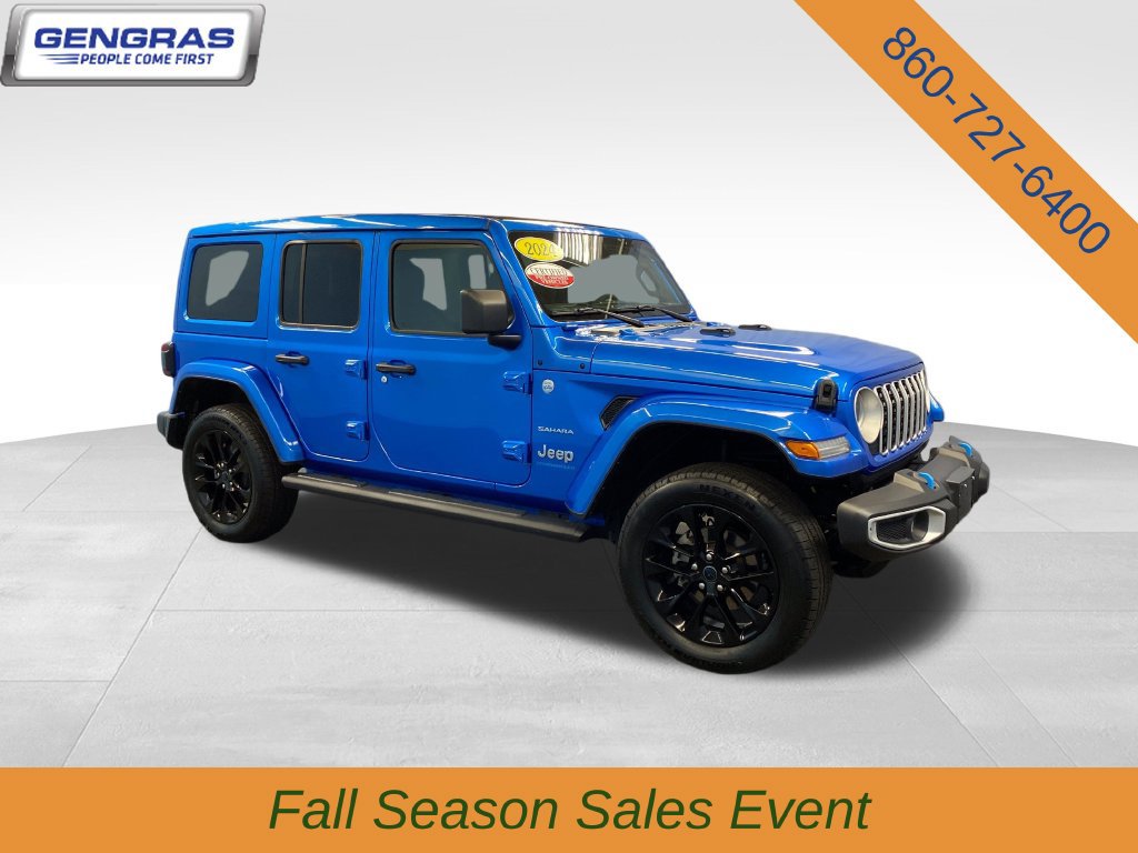 Used 2024 Jeep Wrangler Unlimited Sahara w/ Safety Group AWD/4WD image 9
