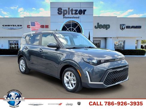 Used 2024 Kia Soul LX w/ Option Group 015 FWD image 1