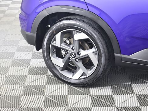 Used 2024 Hyundai Venue SEL image 54