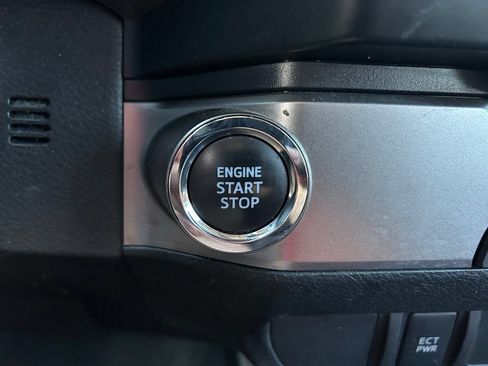 Used 2023 Toyota Tacoma SR5 RWD image 28