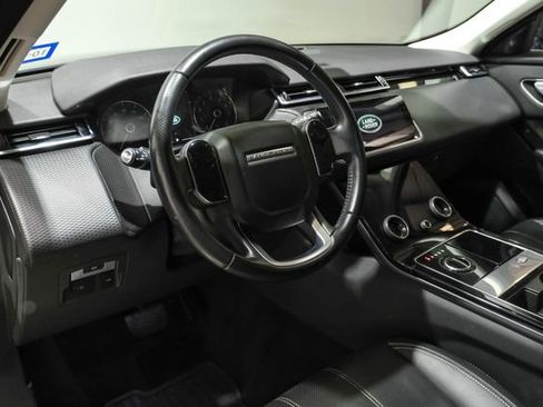 Used 2019 Land Rover Range Rover Velar S image 3