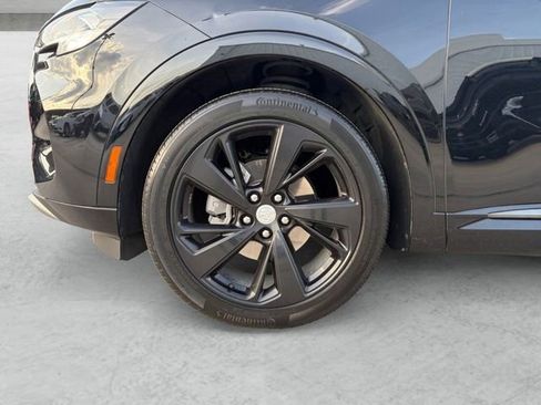 Certified 2021 Buick Envision Essence w/ Technology Package I image 23