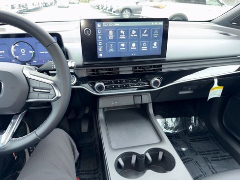 Used 2024 Honda Prologue Touring image 17