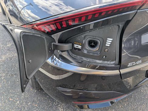 New 2025 Kia EV6 Wind AWD/4WD image 10