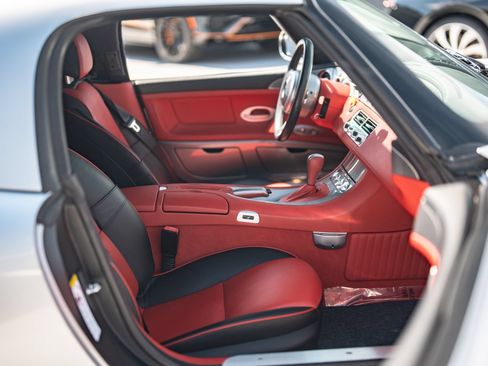 Used 2003 BMW Z8 RWD image 21