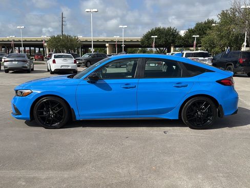 Used 2024 Honda Civic Sport image 2