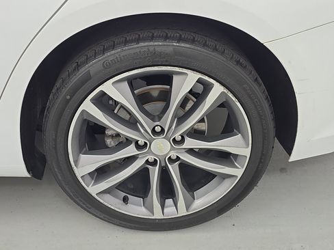 Used 2020 Chevrolet Malibu Premier image 33