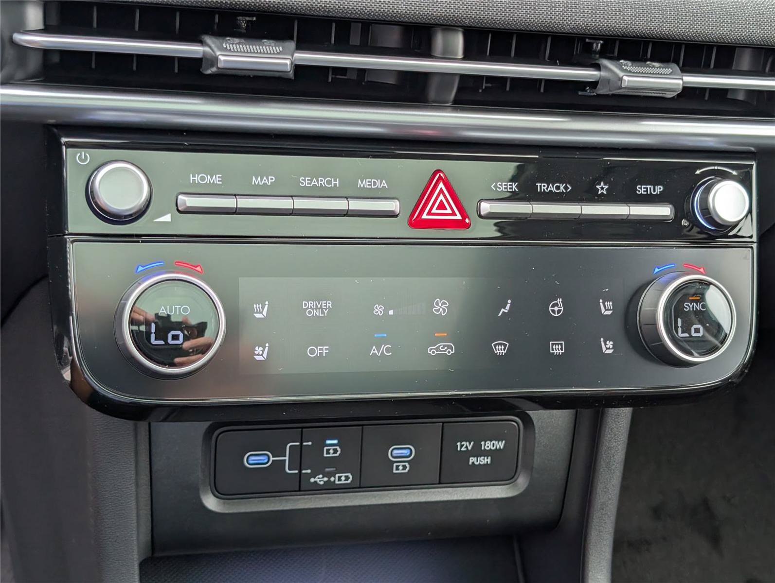 New 2026 Hyundai Tucson Limited AWD/4WD image 28