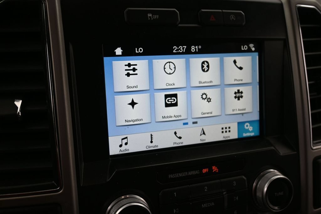 Used 2017 Ford F150 Lariat w/ Equipment Group 502A Luxury AWD/4WD image 10