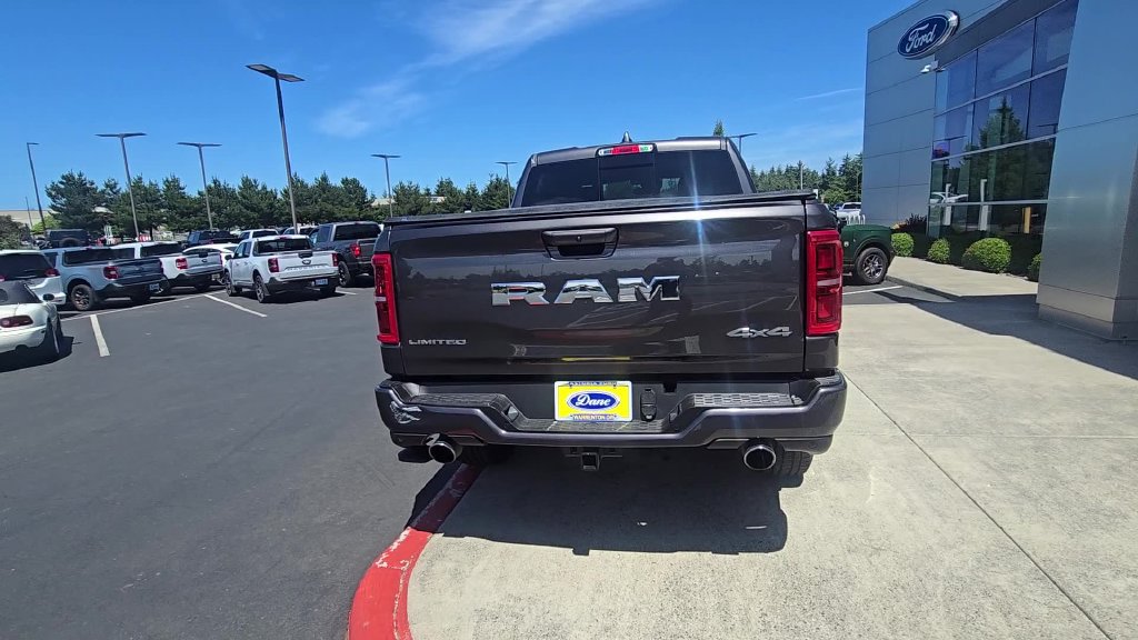 Used 2026 RAM 1500 Limited w/ Body Color Bumper Group AWD/4WD image 3