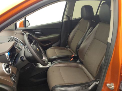 Used 2016 Chevrolet Trax LT w/ LT Convenience Package FWD image 17