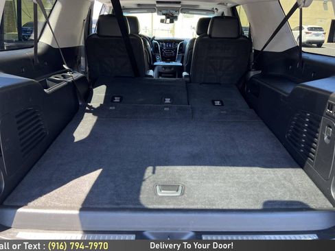 Used 2017 Cadillac Escalade ESV Premium Luxury AWD/4WD image 11