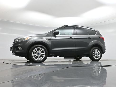 Certified 2019 Ford Escape SEL image 49