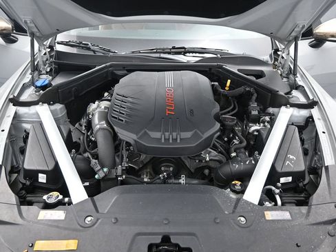Used 2019 Kia Stinger GT2 AWD/4WD image 13