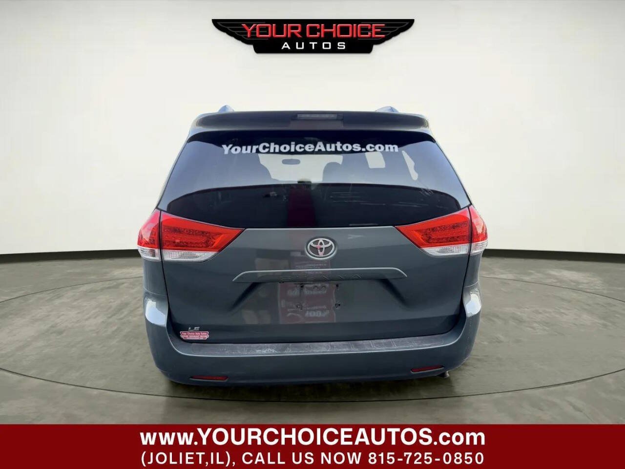 Used 2011 Toyota Sienna LE FWD image 4