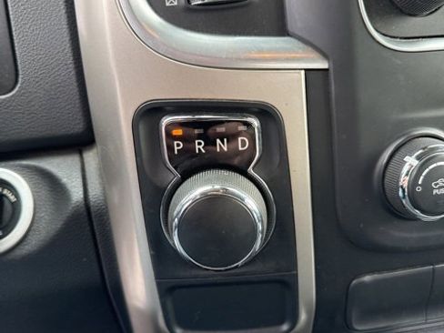 Used 2019 RAM 1500 Classic SLT image 12