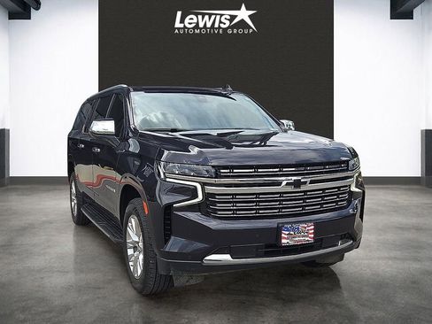 Used 2022 Chevrolet Suburban Premier w/ Max Trailering Package AWD/4WD image 6