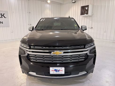 Used 2021 Chevrolet Tahoe Premier w/ Premium Package image 33