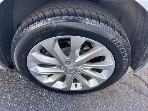 Certified 2016 Buick Envision Premium AWD/4WD image 36