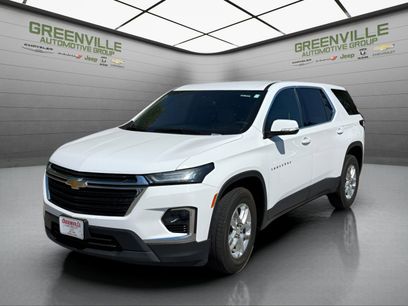 Used 2022 Chevrolet Traverse LS