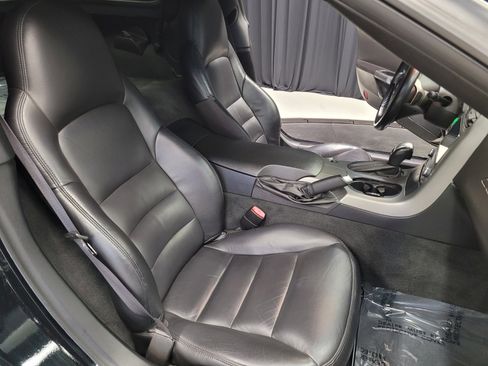 Used 2007 Chevrolet Corvette Coupe image 25