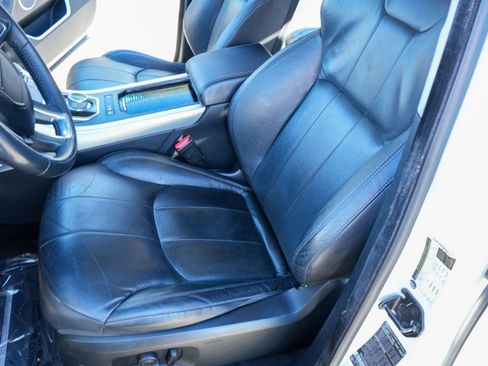 Used 2016 Land Rover Range Rover Evoque SE Premium image 27