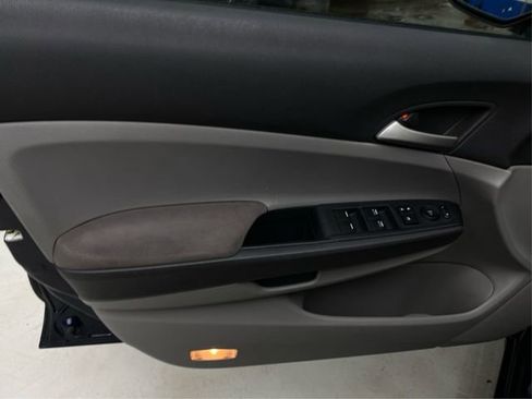 Used 2008 Honda Accord LX-P image 24